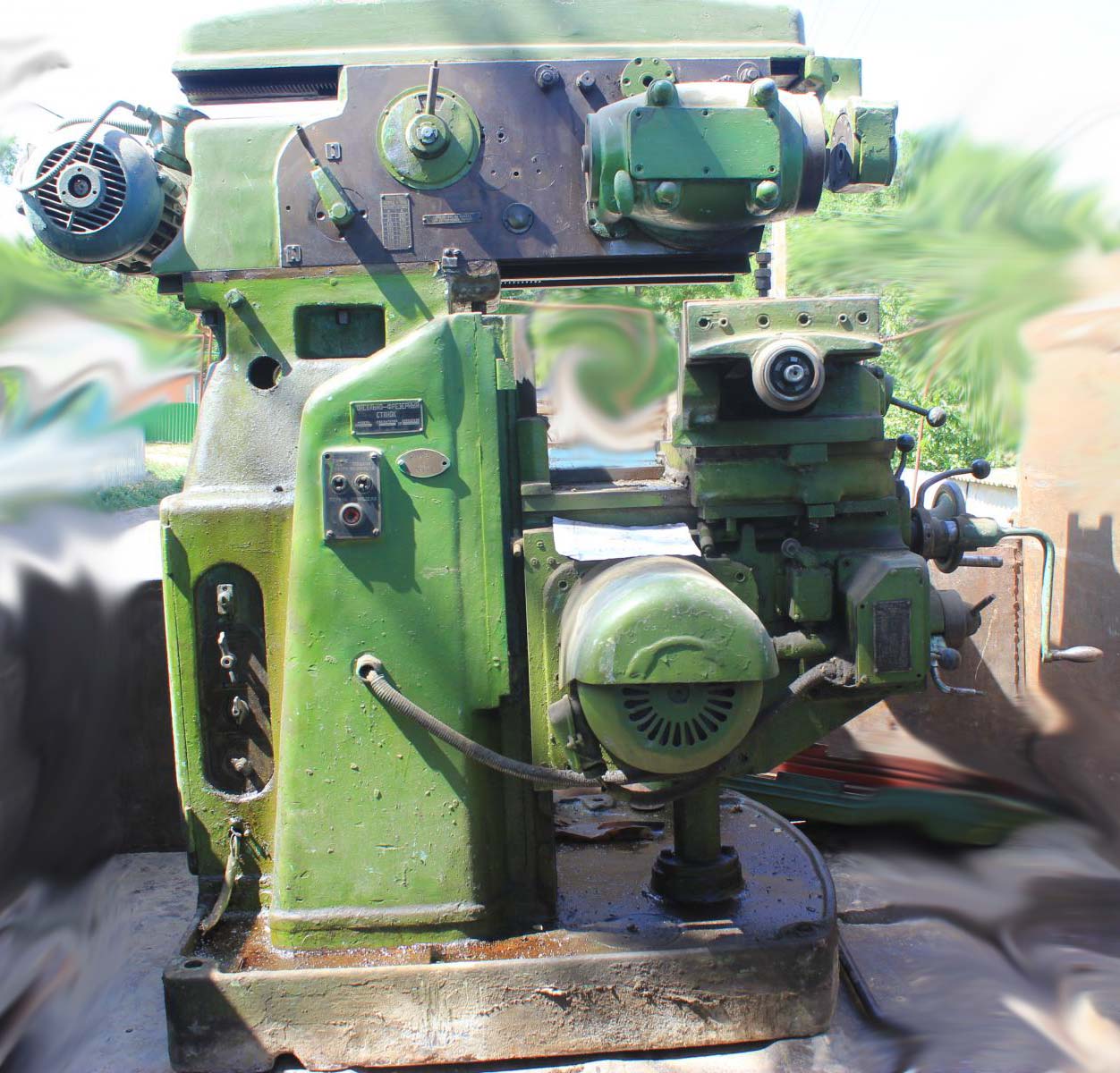 Фото фрезерного верстата 6Н81А